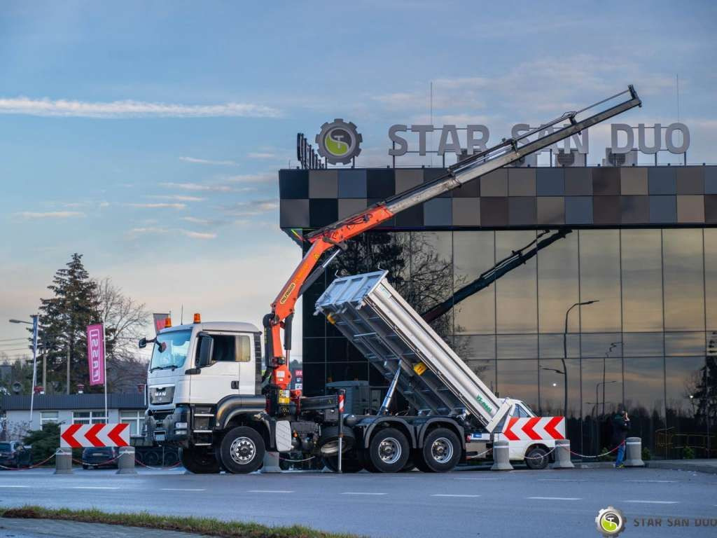 Crane truck MAN  TGS 26.360 6x6 PALFINGER PK 18001 EH Crane Kipe: picture 8