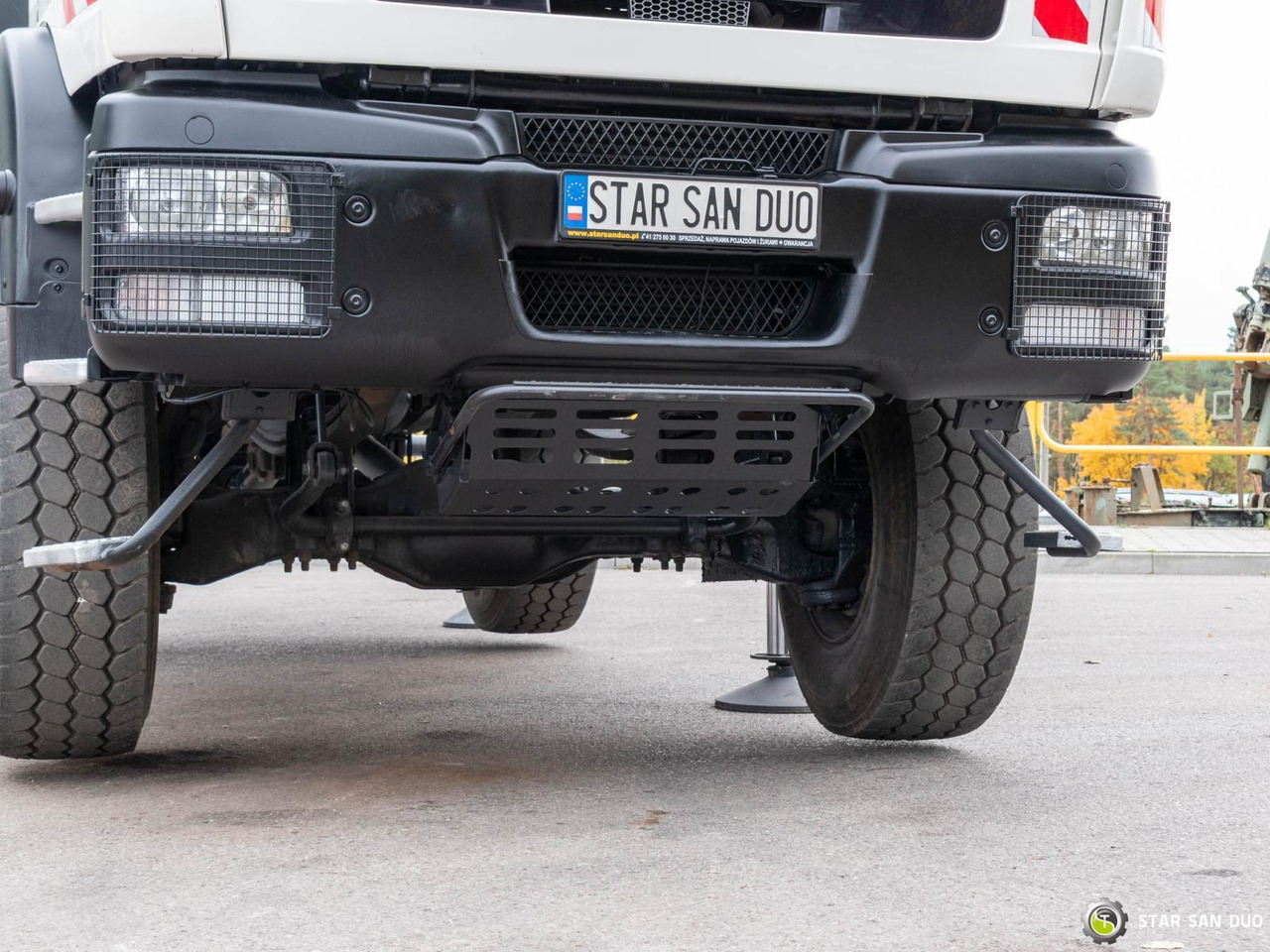 Truck mounted aerial platform : picture 26 Truck mounted aerial platform : picture 26