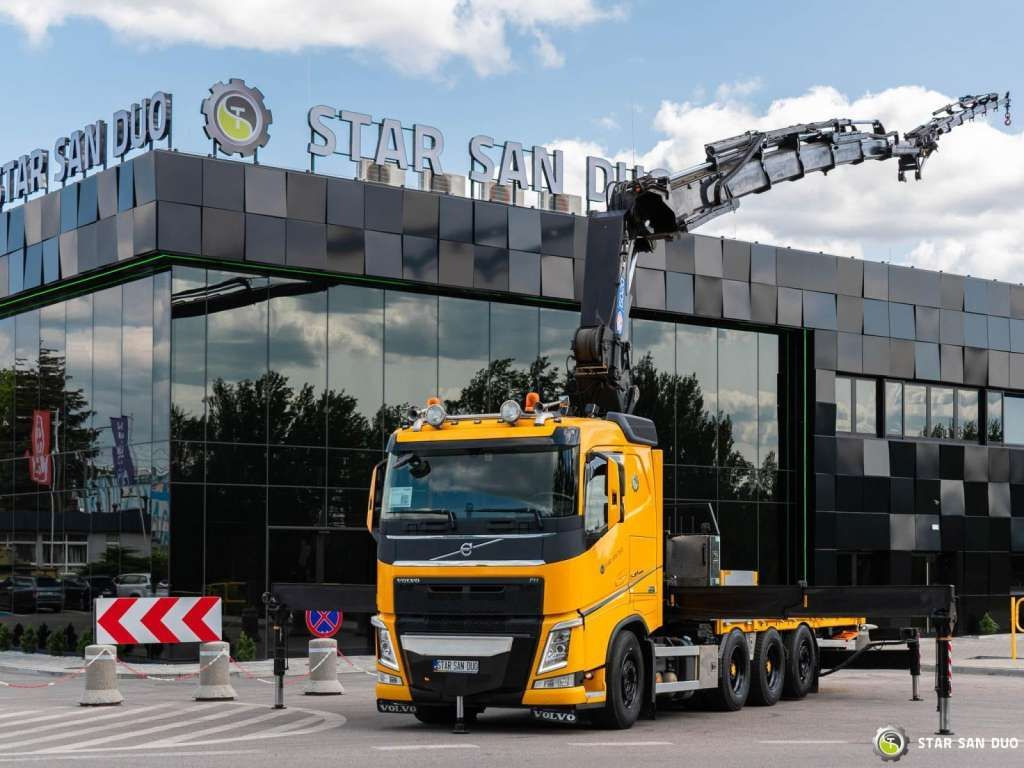Volvo FH 540 8x4 HMF 6020 Fly Jib Winch - Crane truck: picture 1 Volvo FH 540 8x4 HMF 6020 Fly Jib Winch - Crane truck: picture 1