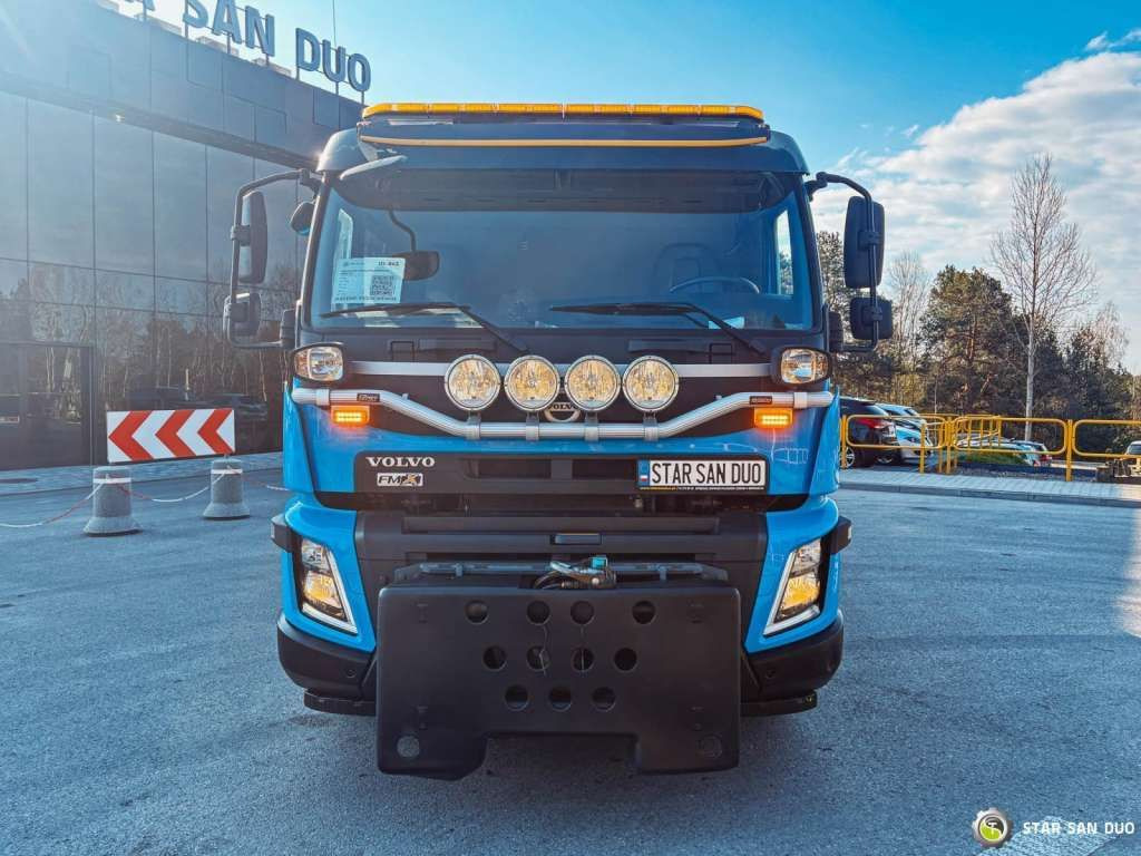Volvo FMX 410 6x2 PALFINGER PK 18002 Crane 340 Hours - Crane truck: picture 3 Volvo FMX 410 6x2 PALFINGER PK 18002 Crane 340 Hours - Crane truck: picture 3