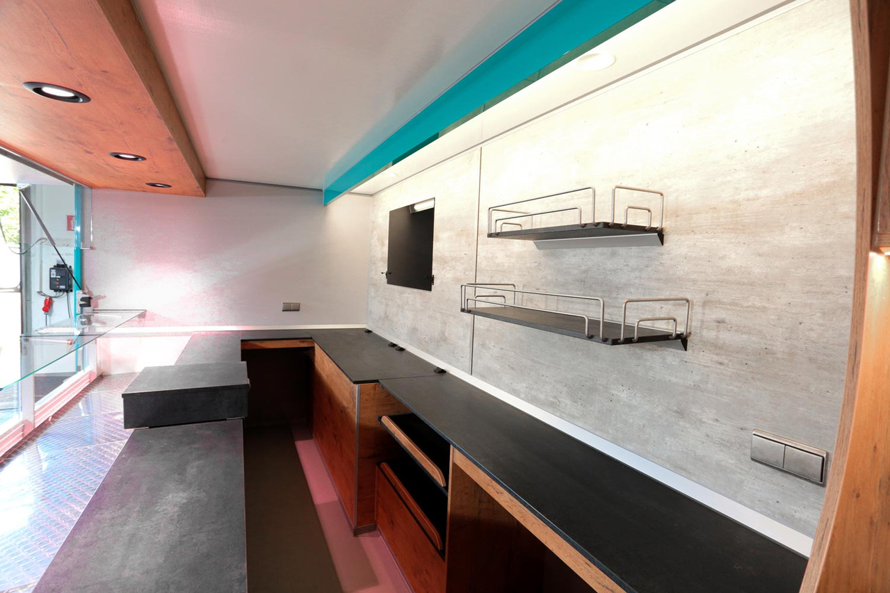 Verkaufsanhänger BORCO HÖHNS - Vending trailer: picture 4 Verkaufsanhänger BORCO HÖHNS - Vending trailer: picture 4