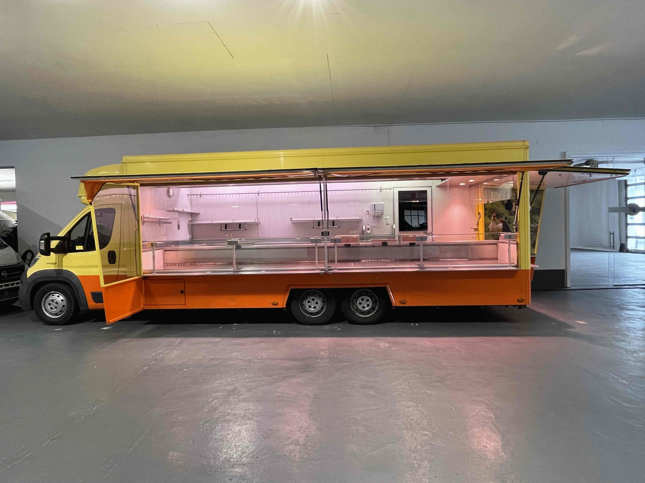 Wochenmarktmobil Esselmann - Vending truck: picture 3 Wochenmarktmobil Esselmann - Vending truck: picture 3