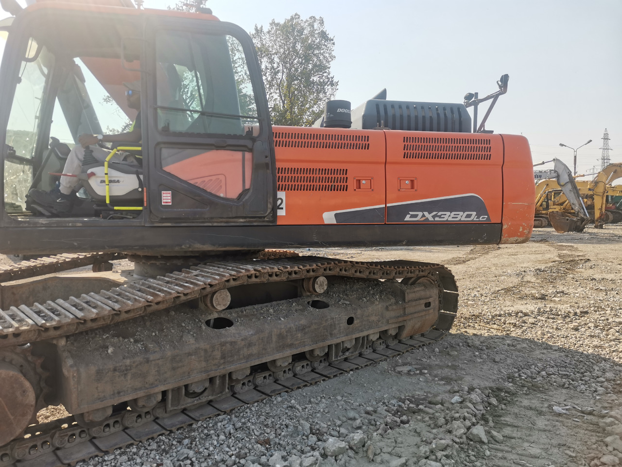 DOOSAN DX 380 - Excavator: picture 2 DOOSAN DX 380 - Excavator: picture 2