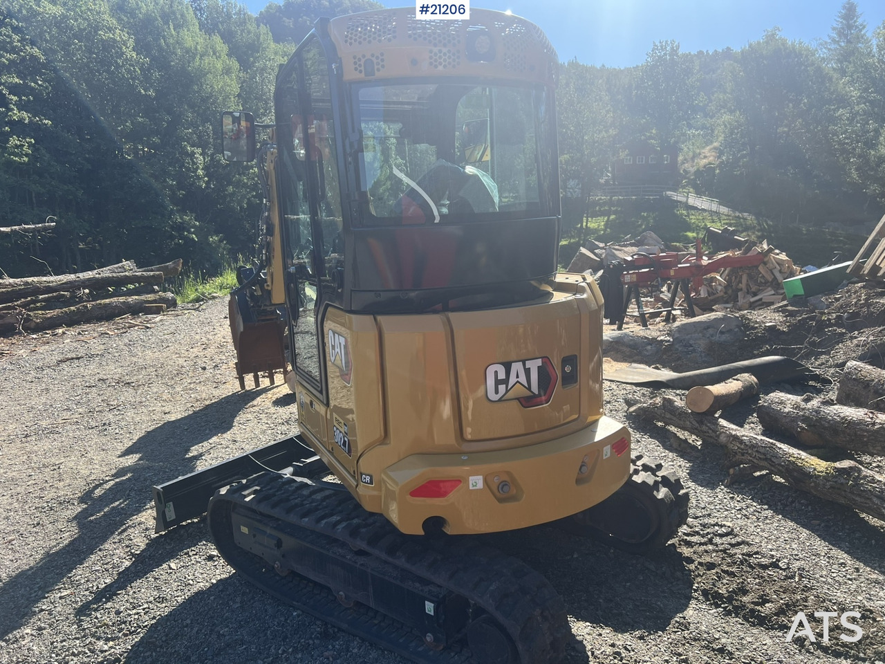 Caterpillar 302.7 CR gravemaskin m/ rototilt, pusseskuff,graveskuffe,klype og grøfteskuffe - Mini excavator: picture 3 Caterpillar 302.7 CR gravemaskin m/ rototilt, pusseskuff,graveskuffe,klype og grøfteskuffe - Mini excavator: picture 3