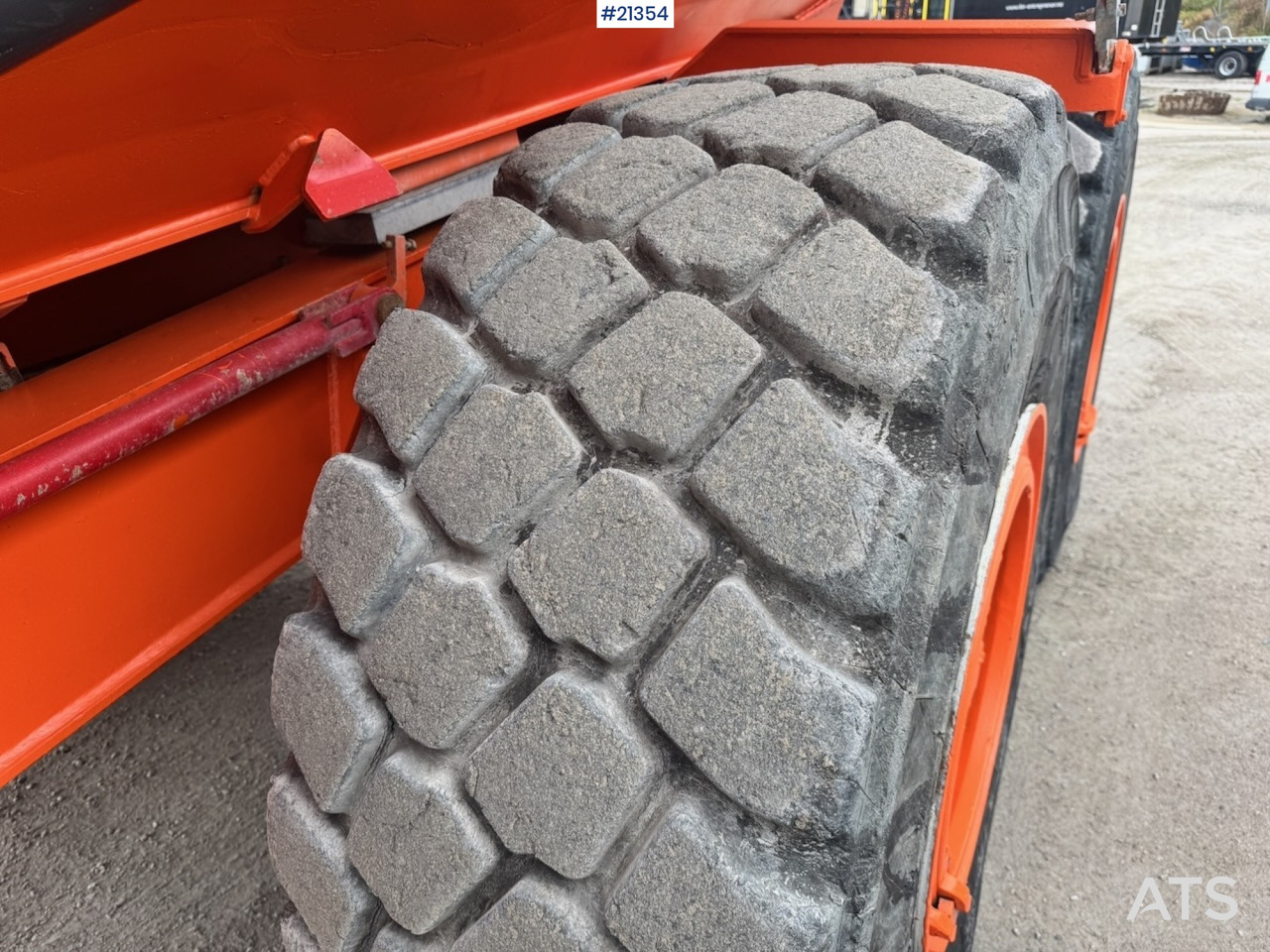 Articulated dumper Doosan DA30: picture 15