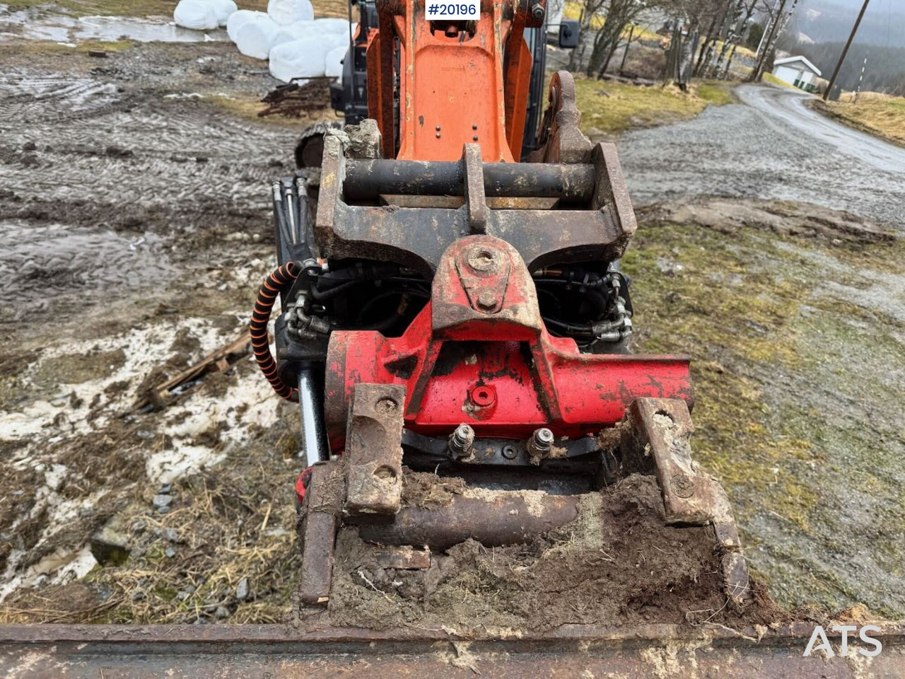Excavator Hitachi ZX190 LC-6: picture 24