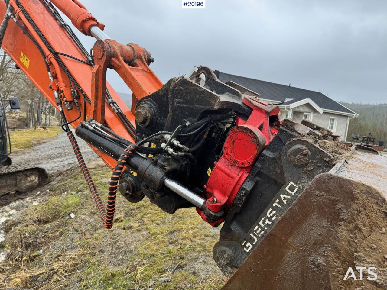 Excavator Hitachi ZX190 LC-6: picture 30