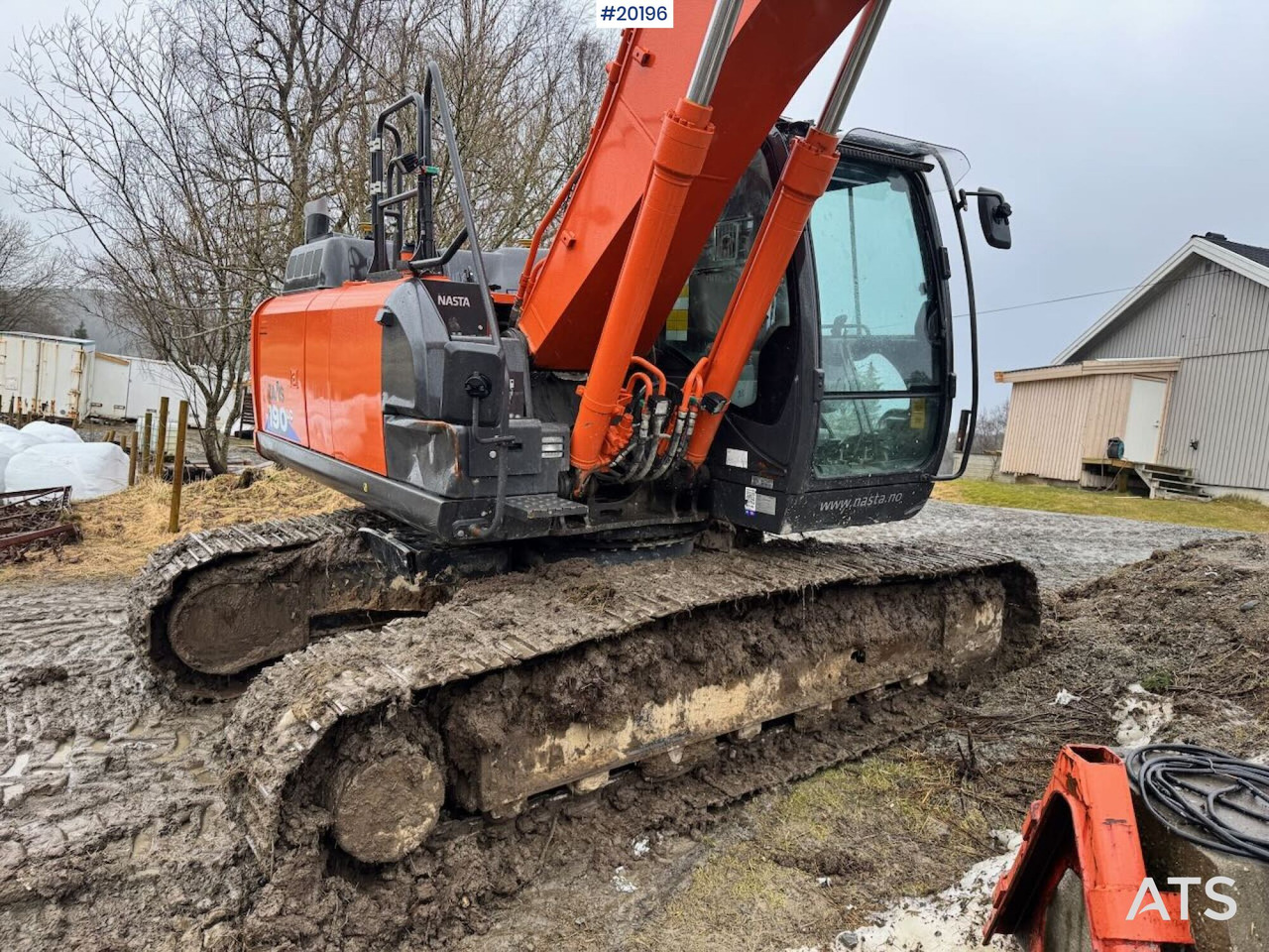 Excavator Hitachi ZX190 LC-6: picture 9