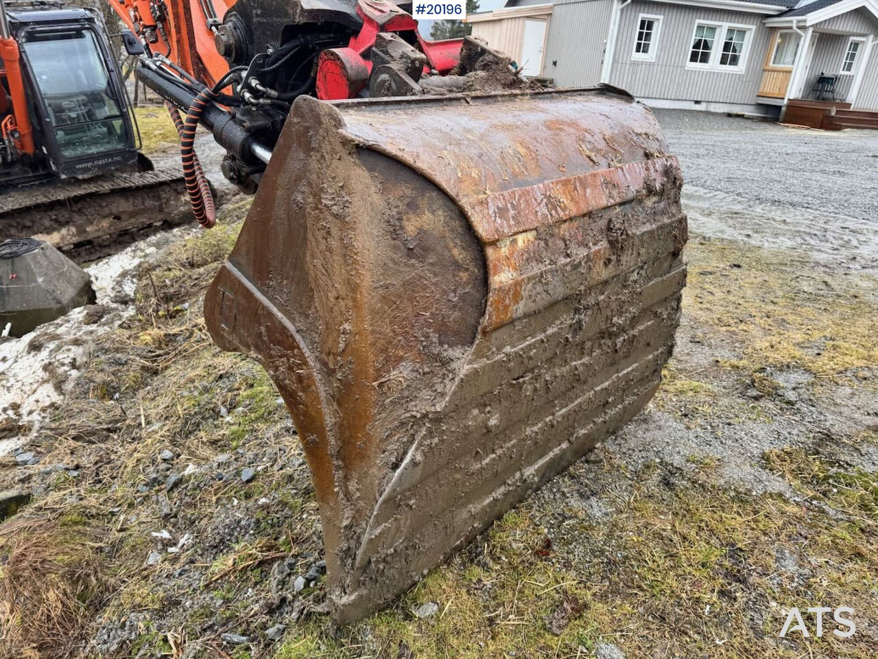 Excavator Hitachi ZX190 LC-6: picture 31