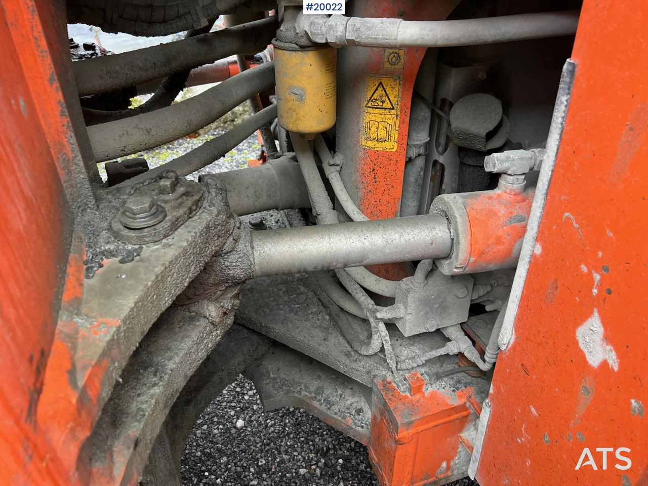 Wheel loader Hitachi zw370-6: picture 38