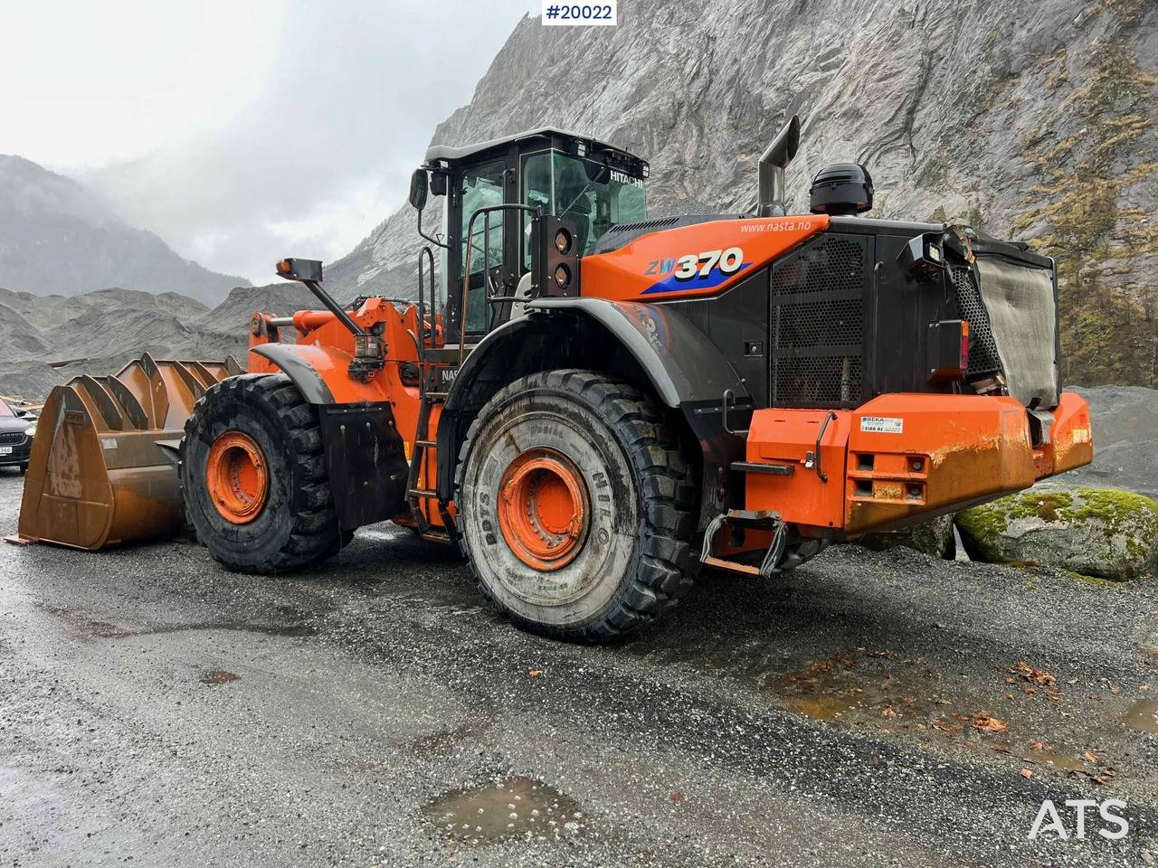 Wheel loader Hitachi zw370-6: picture 8