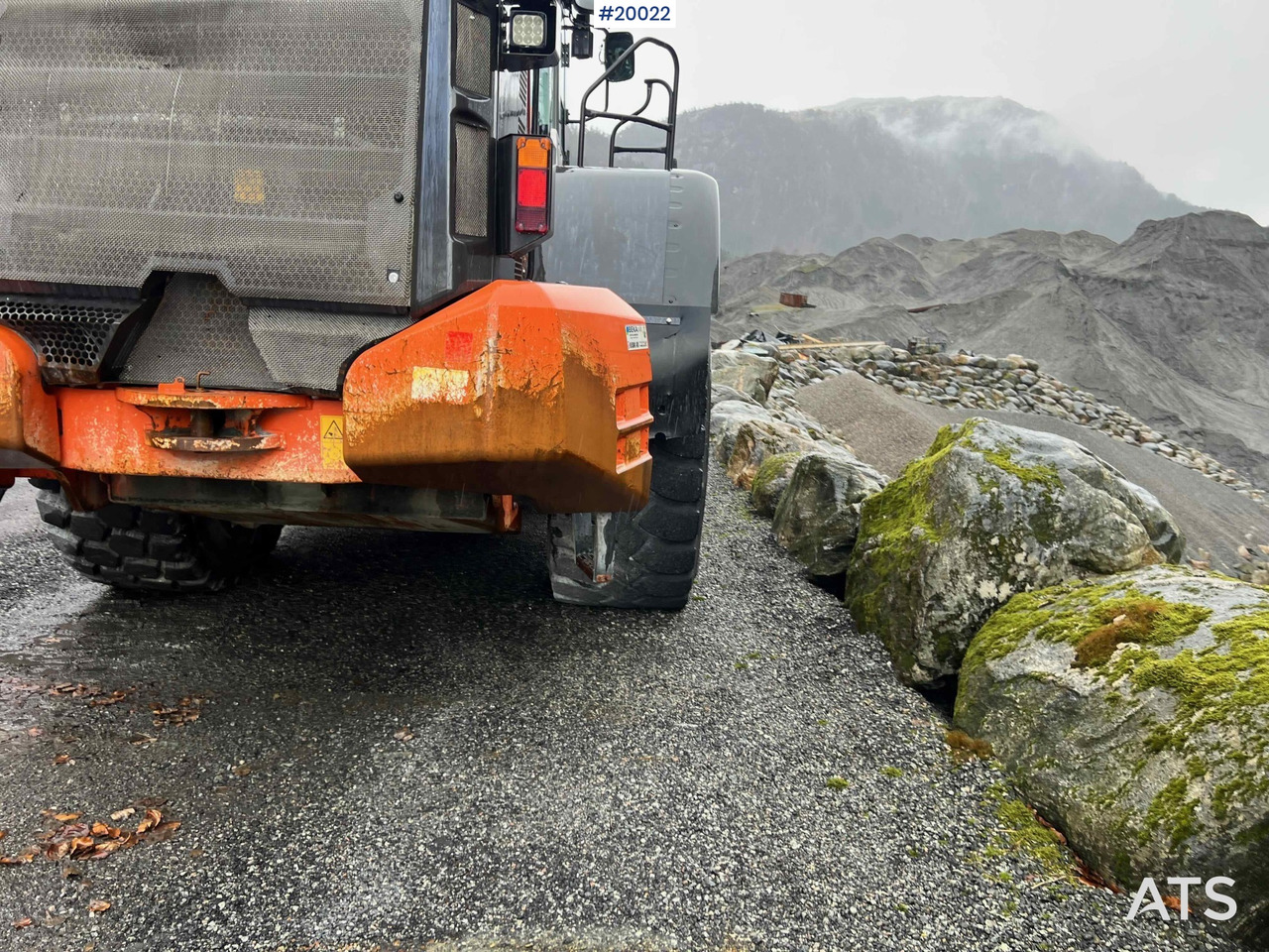Wheel loader Hitachi zw370-6: picture 17