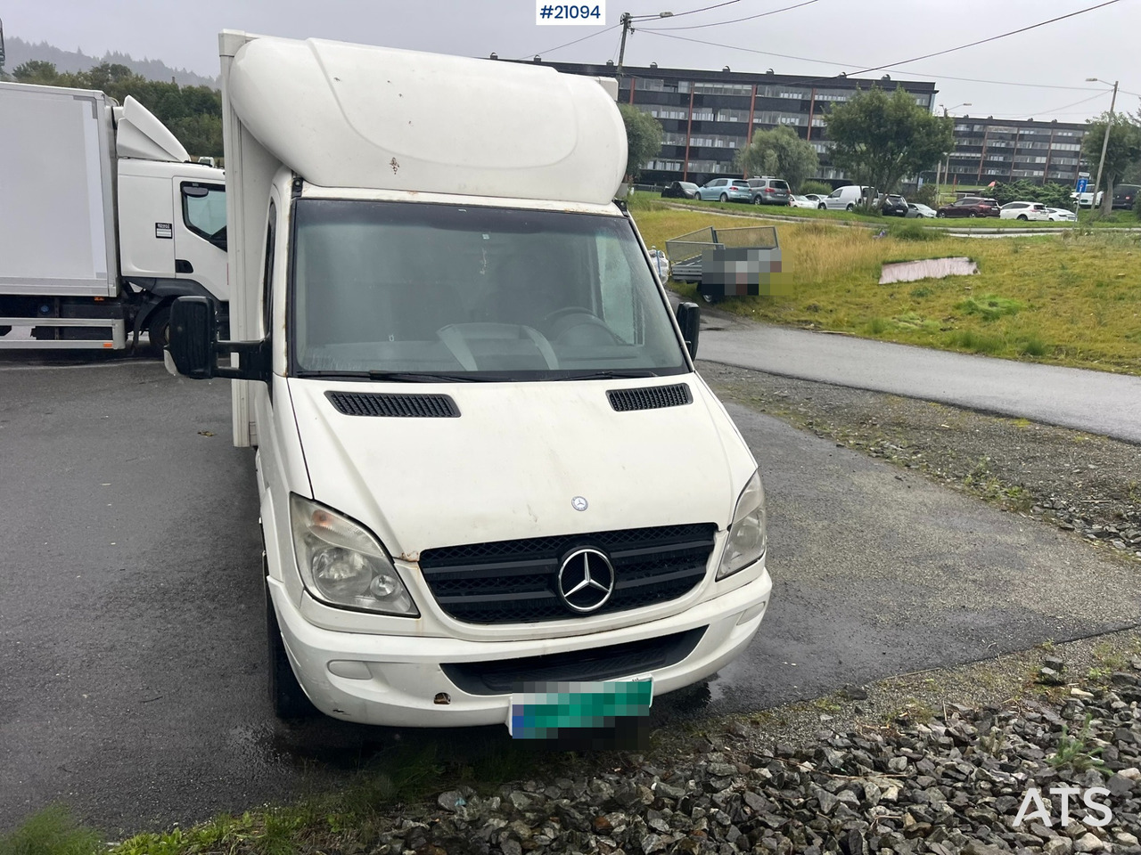 Box truck Mercedes Varebil: picture 15
