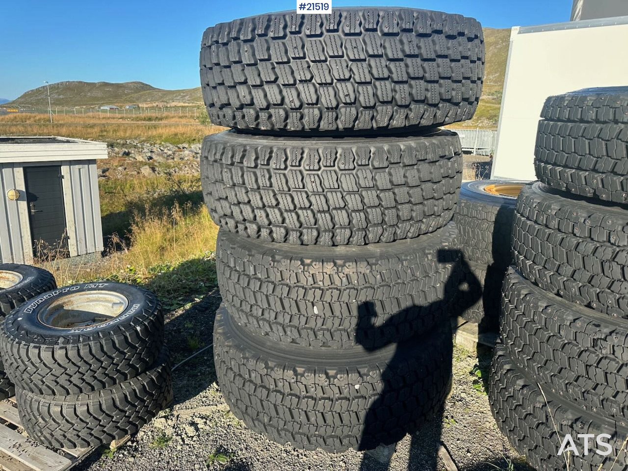 Triangle hjullaster dekk på felg til Volvo L110 hjullaster - Tire for Construction machinery: picture 2 Triangle hjullaster dekk på felg til Volvo L110 hjullaster - Tire for Construction machinery: picture 2
