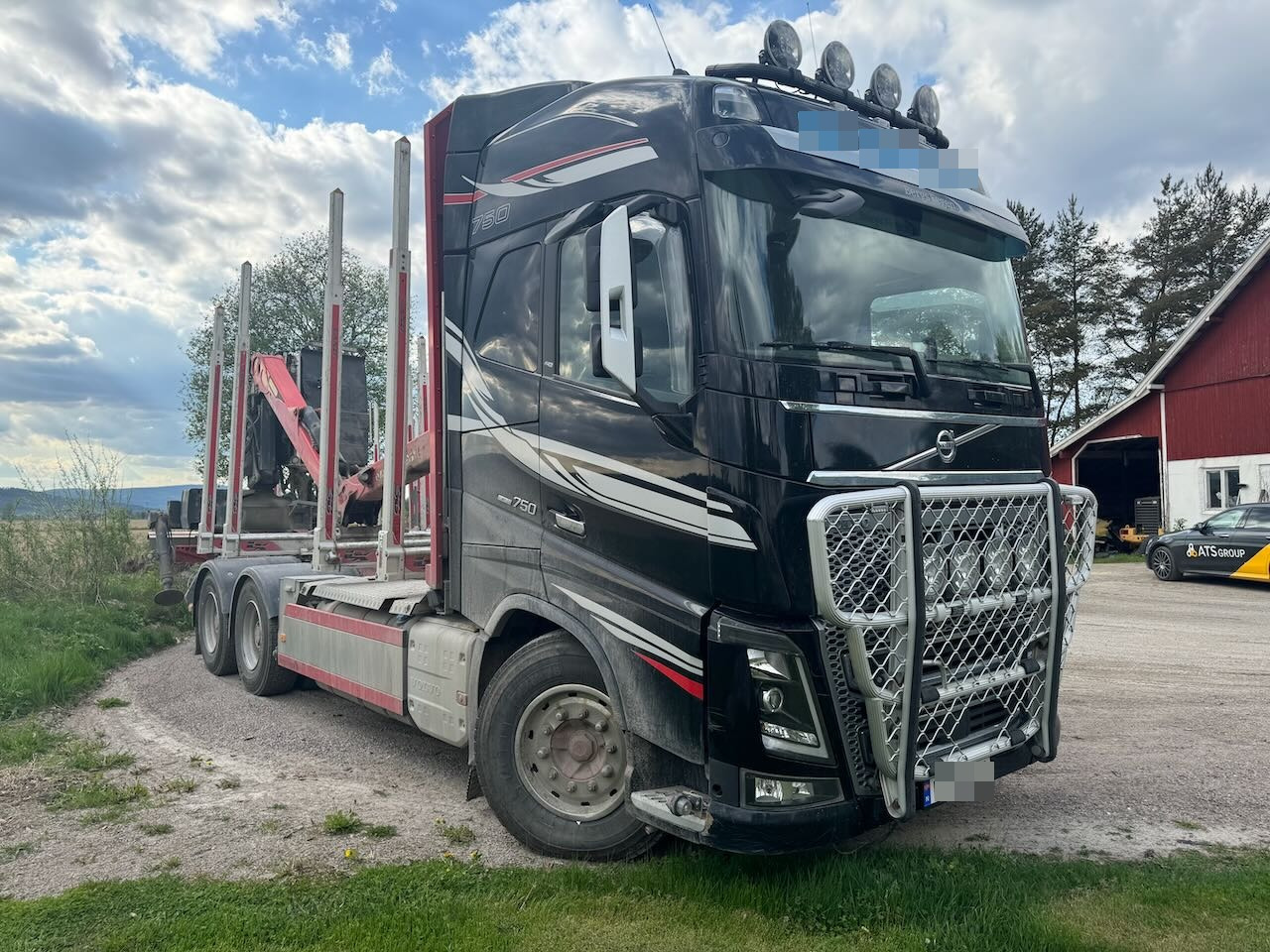 Log truck Volvo FH750: picture 7