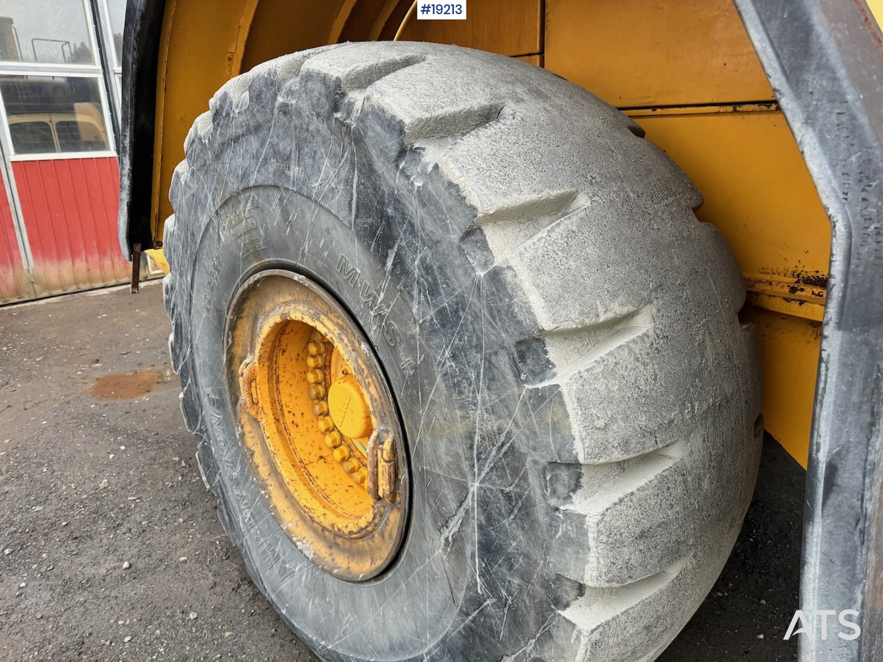 Wheel loader Volvo L220F: picture 19