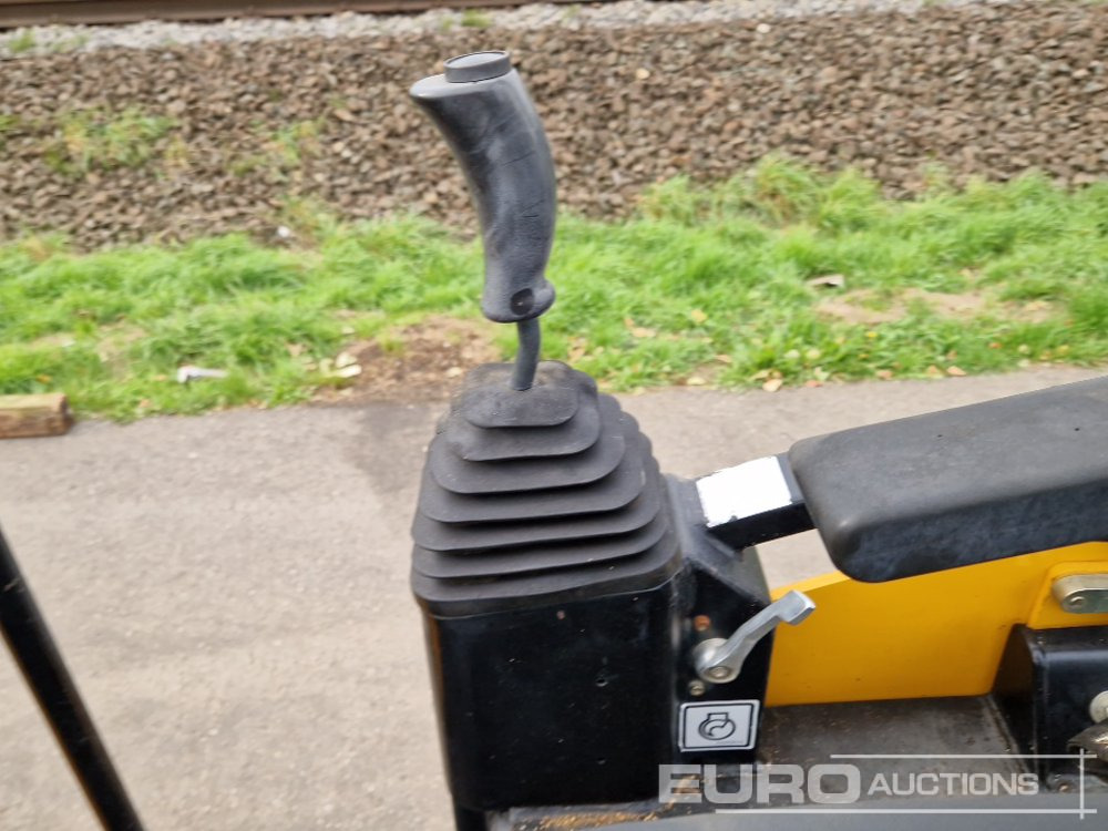 Roller 2011 JCB VMT260: picture 27