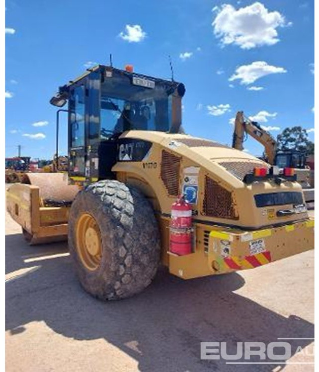 2012 CAT CP76XT - Roller: picture 2 2012 CAT CP76XT - Roller: picture 2