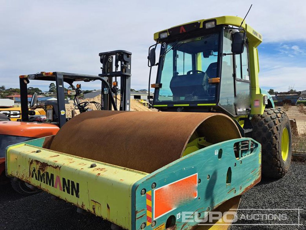 2015 Ammann ASC110D - Roller: picture 1 2015 Ammann ASC110D - Roller: picture 1