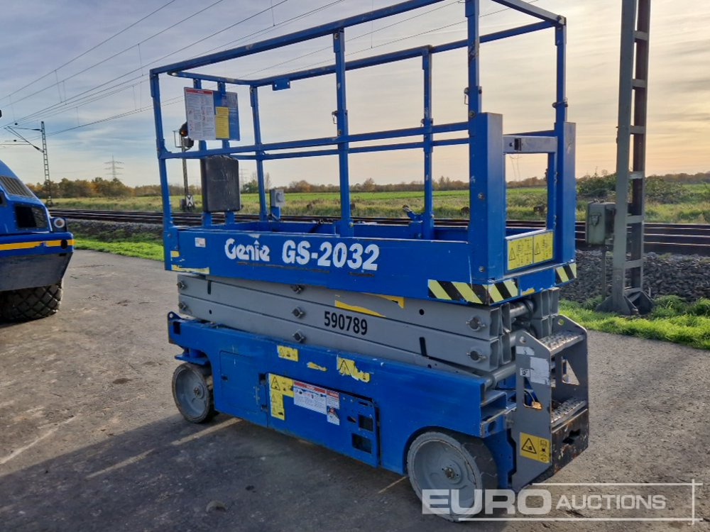 2015 Genie GS-2032 - Scissor lift: picture 3 2015 Genie GS-2032 - Scissor lift: picture 3