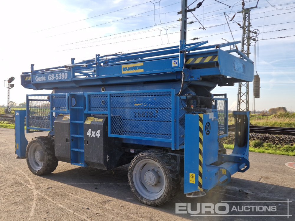 2015 Genie GS-5390RT - Scissor lift: picture 3 2015 Genie GS-5390RT - Scissor lift: picture 3