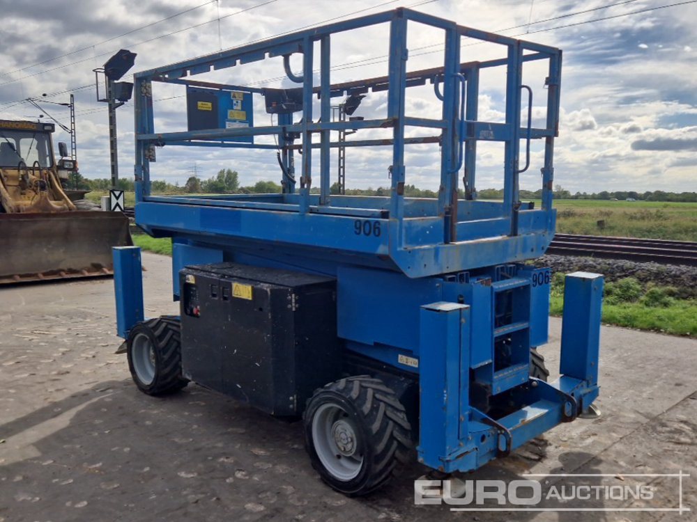 2015 Genie GS3369 RT - Aerial platform: picture 3 2015 Genie GS3369 RT - Aerial platform: picture 3