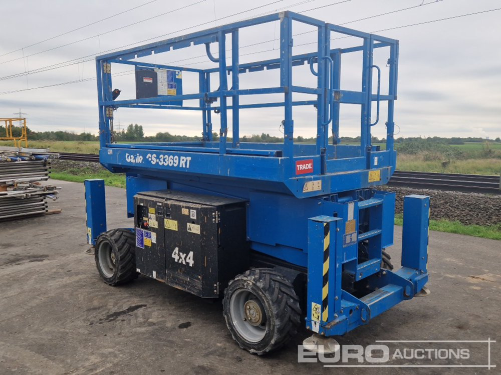 2015 Genie GS3369RT - Aerial platform: picture 3 2015 Genie GS3369RT - Aerial platform: picture 3