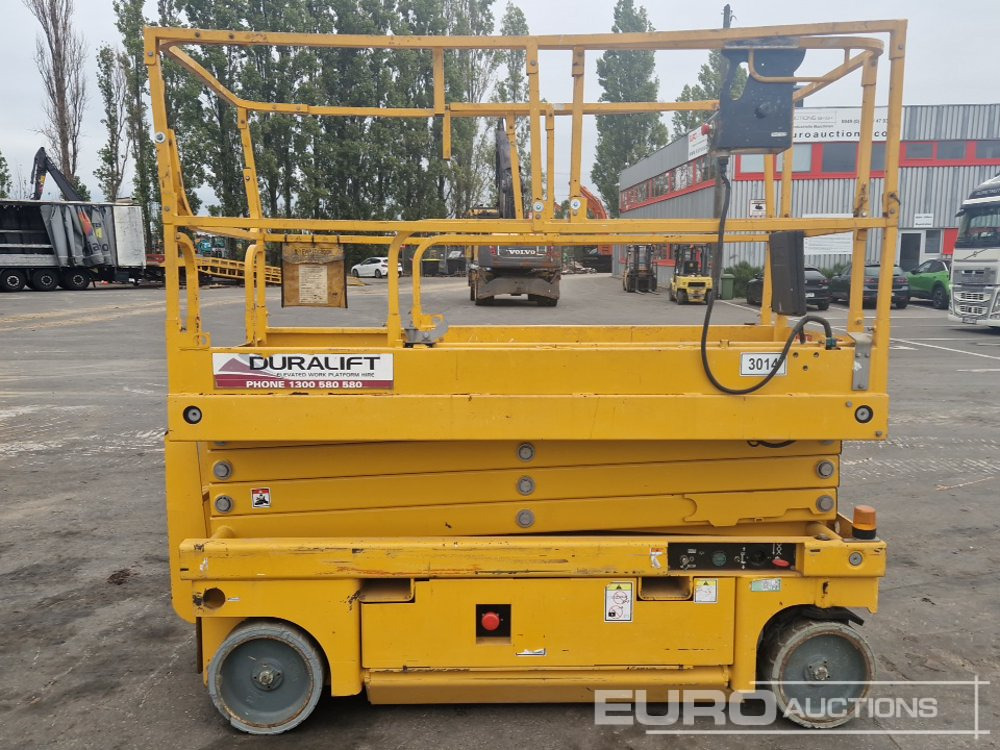 2015 Haulotte Compact 10 - Aerial platform: picture 5 2015 Haulotte Compact 10 - Aerial platform: picture 5