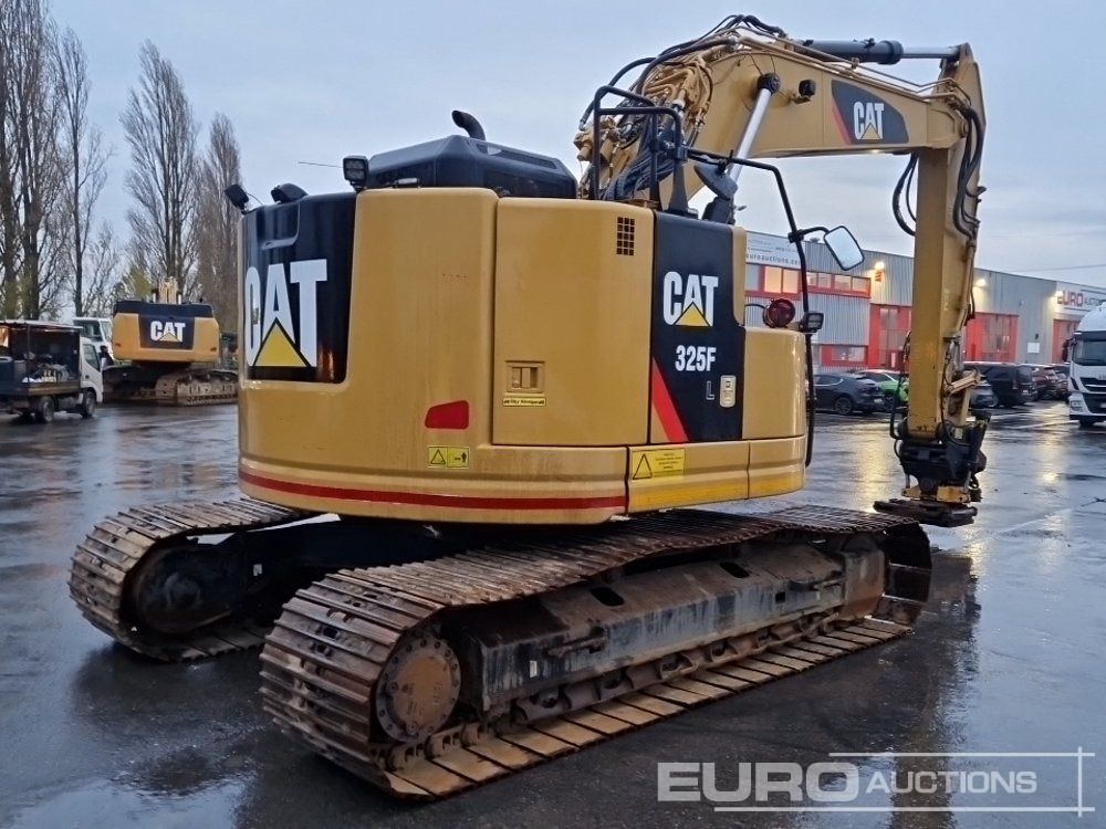 2016 CAT 325FLCR - Crawler excavator: picture 5 2016 CAT 325FLCR - Crawler excavator: picture 5