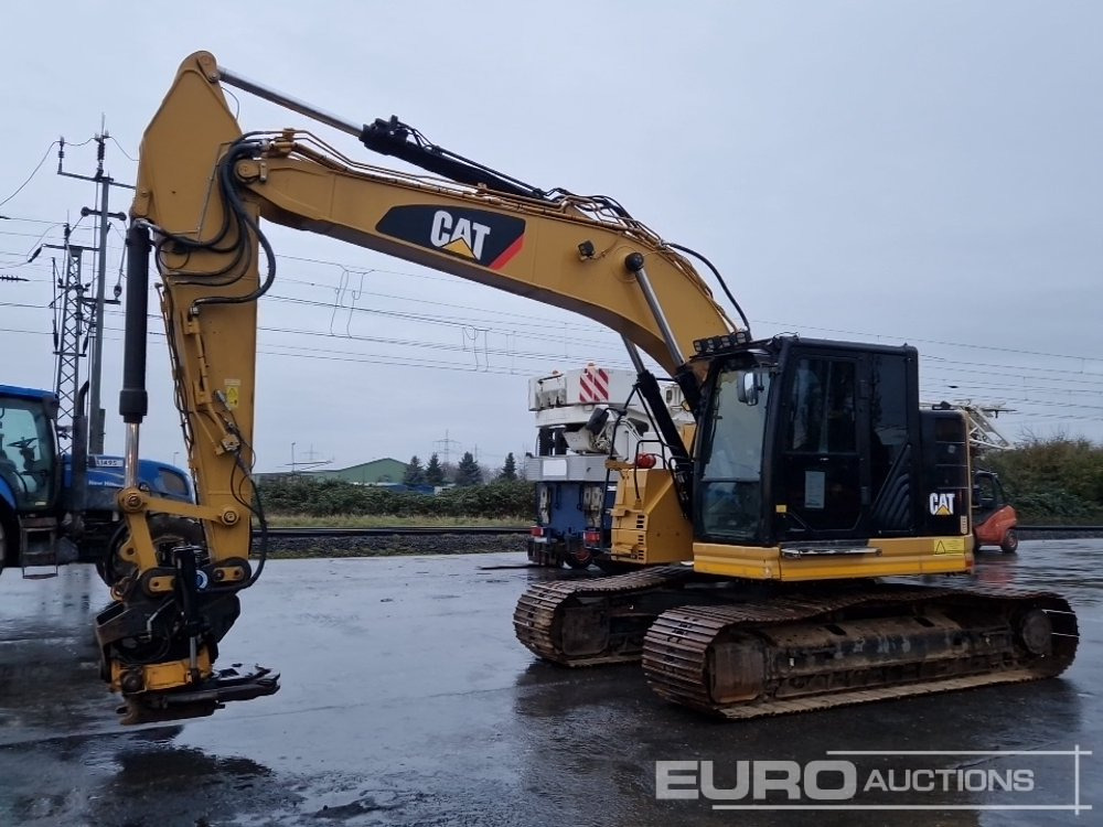 2016 CAT 325FLCR - Crawler excavator: picture 1 2016 CAT 325FLCR - Crawler excavator: picture 1