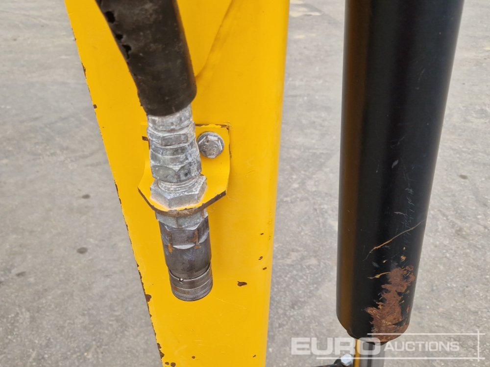 Mini excavator 2018 JCB 8026 CTS: picture 22