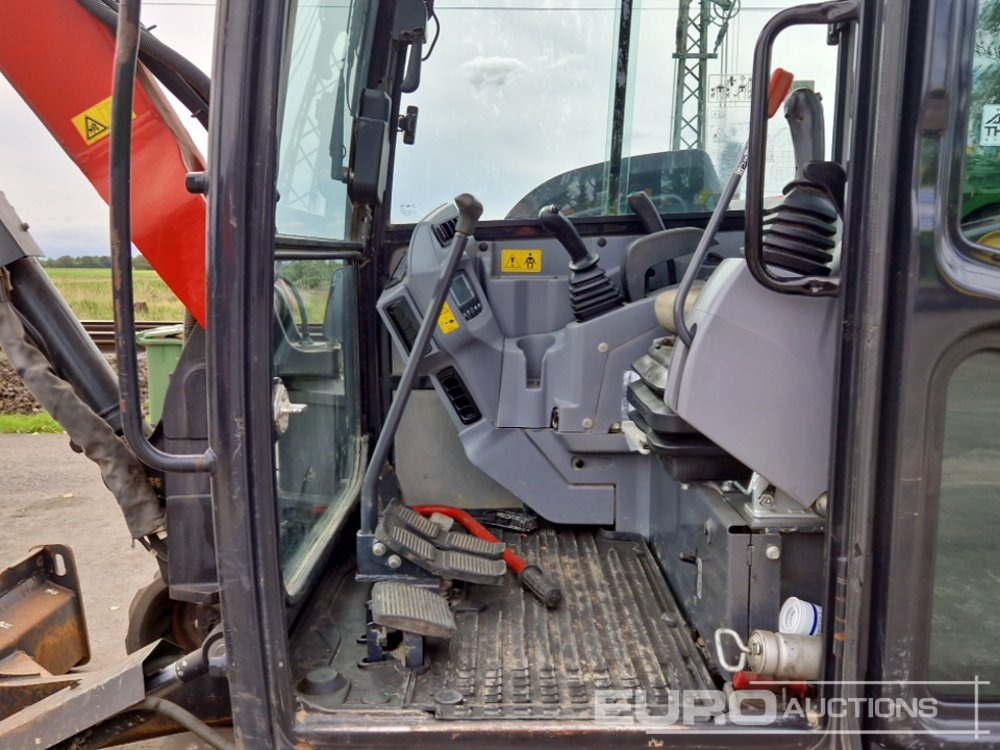 Mini excavator 2018 Kubota KX080-4A: picture 29