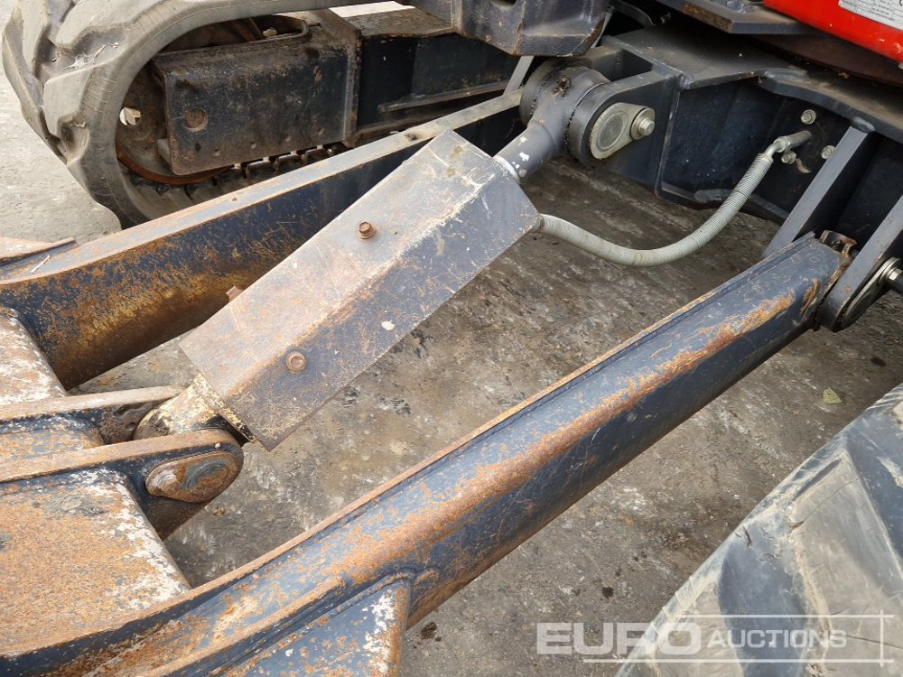 Mini excavator 2018 Kubota KX080-4A: picture 28