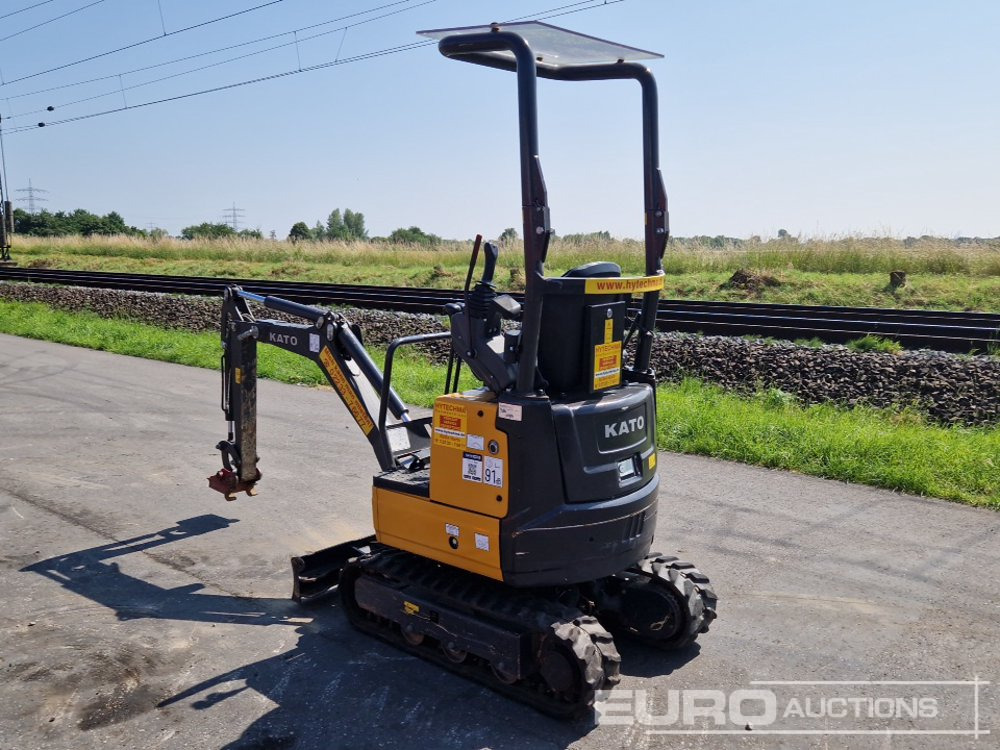 2022 Kato 12VXE - Mini excavator: picture 3 2022 Kato 12VXE - Mini excavator: picture 3