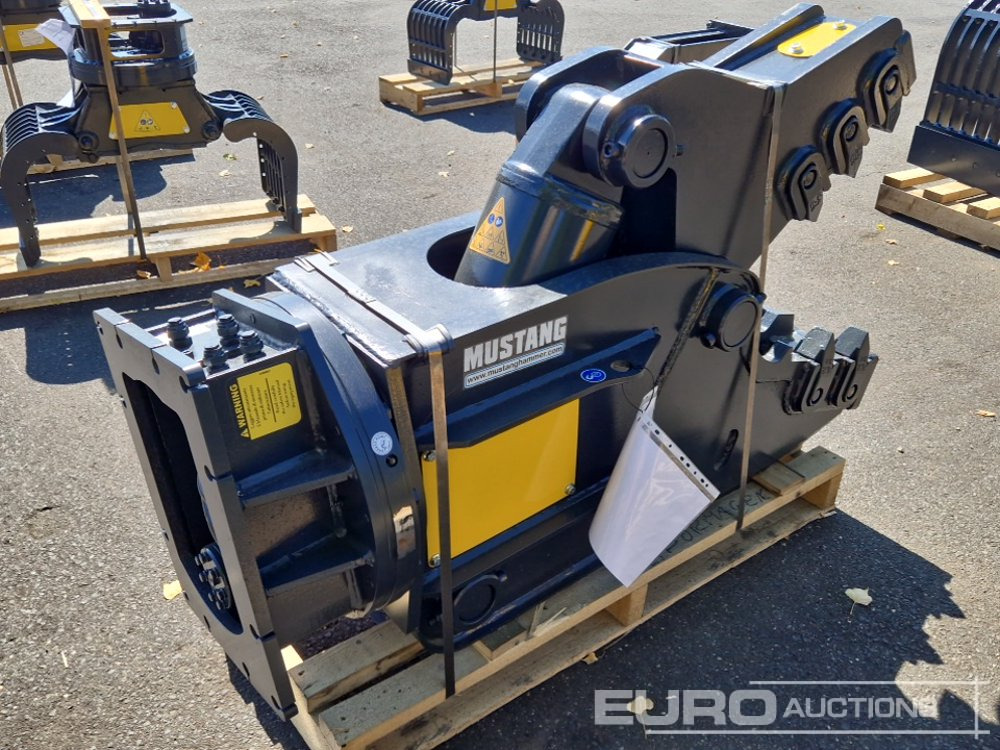 Unused 2025 Mustang RH12 - Attachment for Excavator: picture 3 Unused 2025 Mustang RH12 - Attachment for Excavator: picture 3