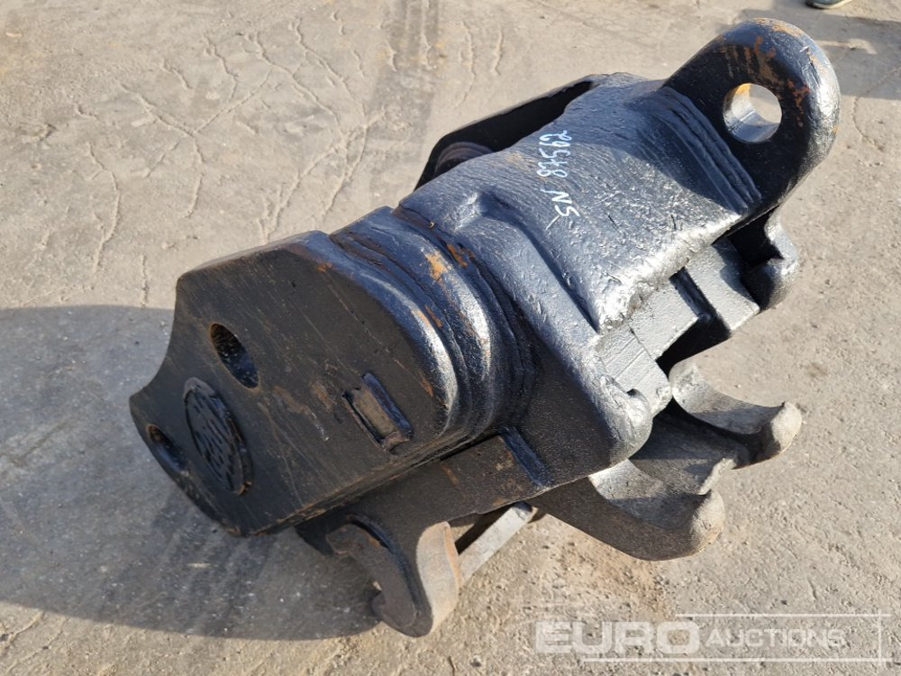 Geith Hydraulic Double Lock QH, Pin 100/100mm, to suit 40 Ton Excavator - Quick coupler: picture 4 Geith Hydraulic Double Lock QH, Pin 100/100mm, to suit 40 Ton Excavator - Quick coupler: picture 4