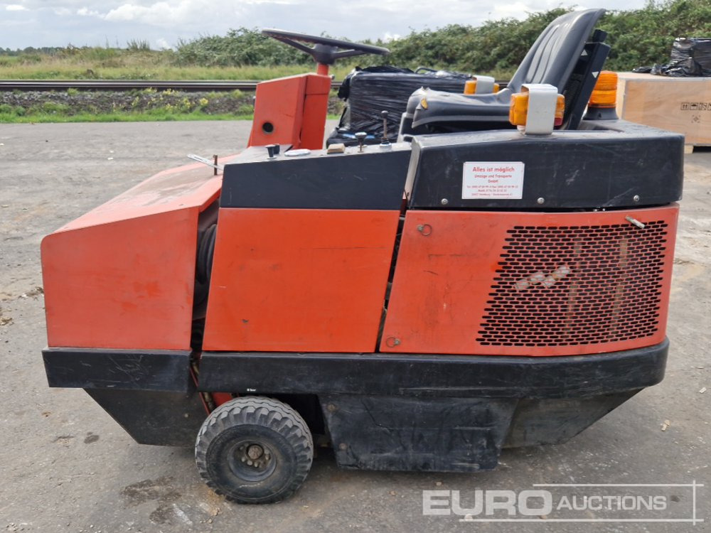 Hako Jonas 1200 - Industrial sweeper: picture 2 Hako Jonas 1200 - Industrial sweeper: picture 2