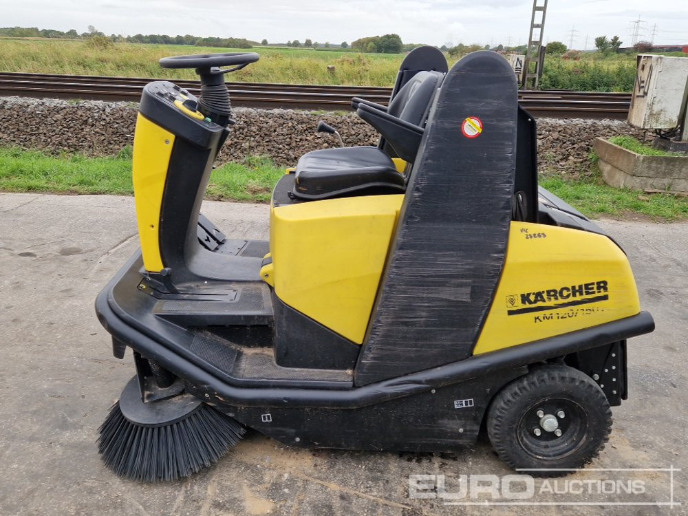 Kärcher KM 120/150 - Industrial sweeper: picture 2 Kärcher KM 120/150 - Industrial sweeper: picture 2