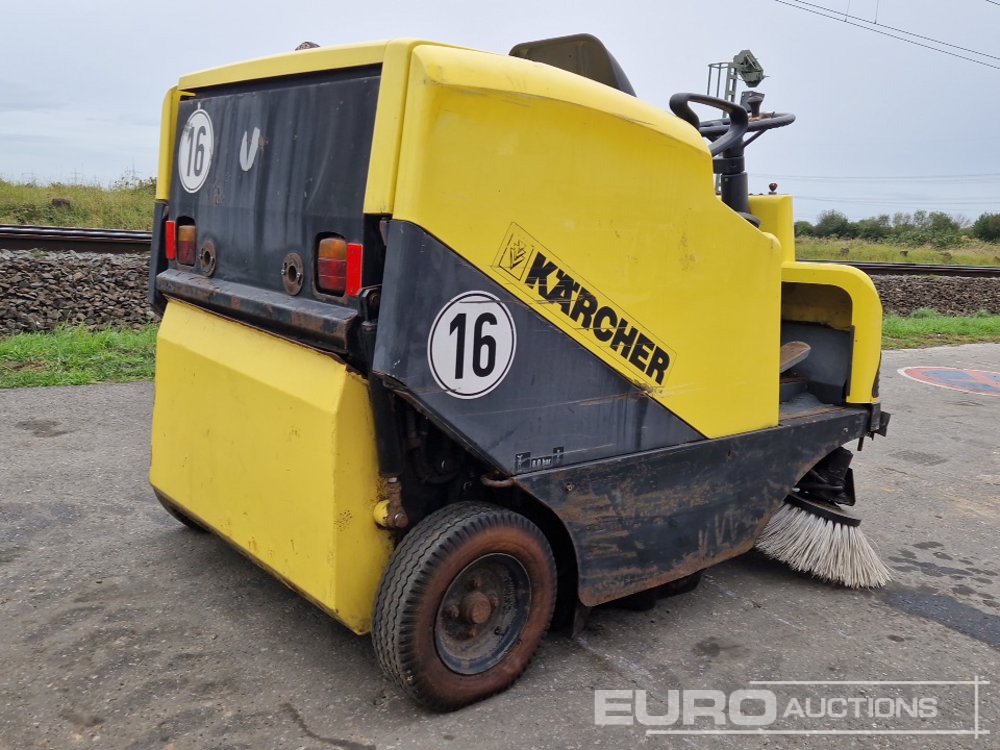 Kärcher KMR1550 - Industrial sweeper: picture 4 Kärcher KMR1550 - Industrial sweeper: picture 4