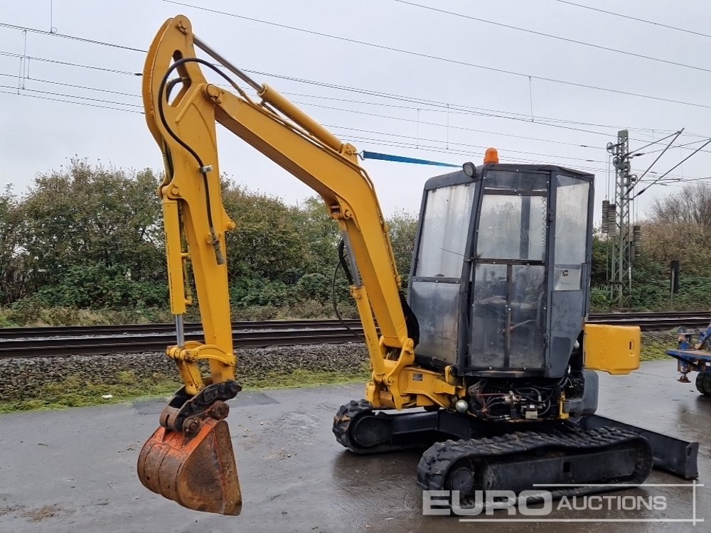 Komatsu PC35 MR-3 - Mini excavator: picture 1 Komatsu PC35 MR-3 - Mini excavator: picture 1