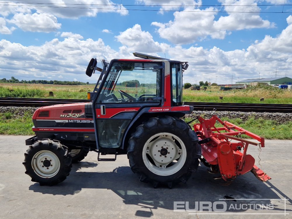 Mitsubishi MT305 - Compact tractor: picture 2 Mitsubishi MT305 - Compact tractor: picture 2