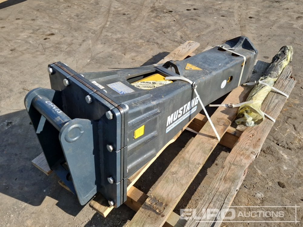Mustang Hydraulic Breaker - Hydraulic hammer: picture 3 Mustang Hydraulic Breaker - Hydraulic hammer: picture 3