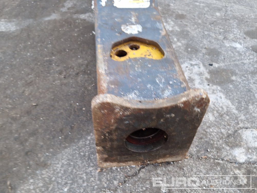 Mustang Hydraulic Breaker to suit Mini Excavator - Hydraulic hammer: picture 4 Mustang Hydraulic Breaker to suit Mini Excavator - Hydraulic hammer: picture 4