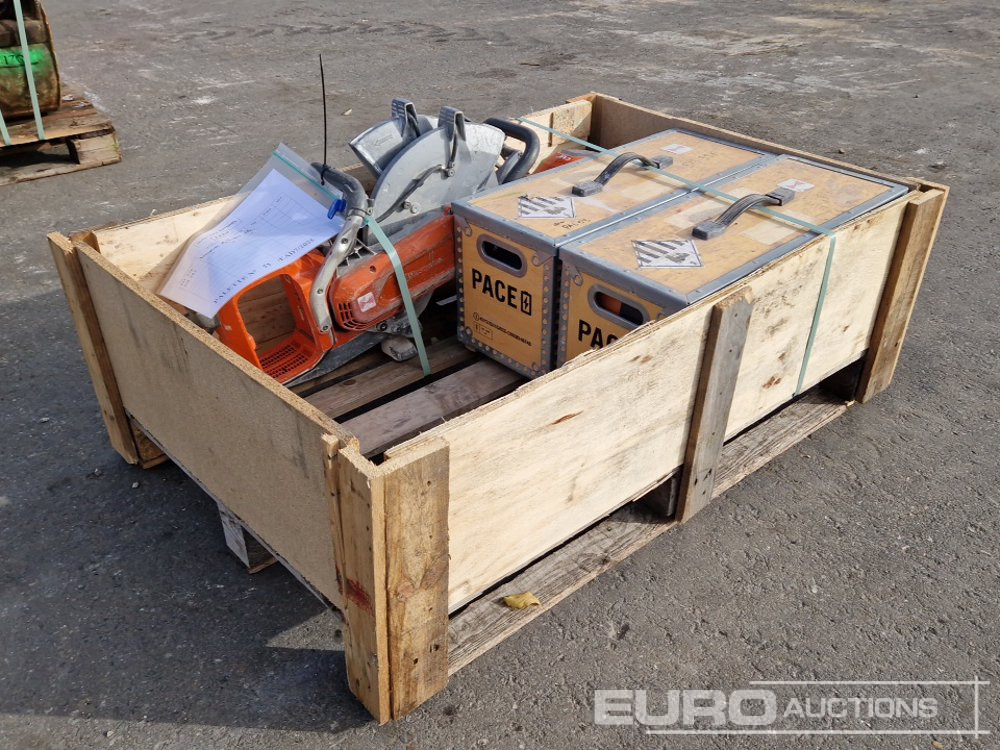 Pallet of Husqvarna Quick Cut Saws, Battery Power Kit - Asphalt machine: picture 1 Pallet of Husqvarna Quick Cut Saws, Battery Power Kit - Asphalt machine: picture 1