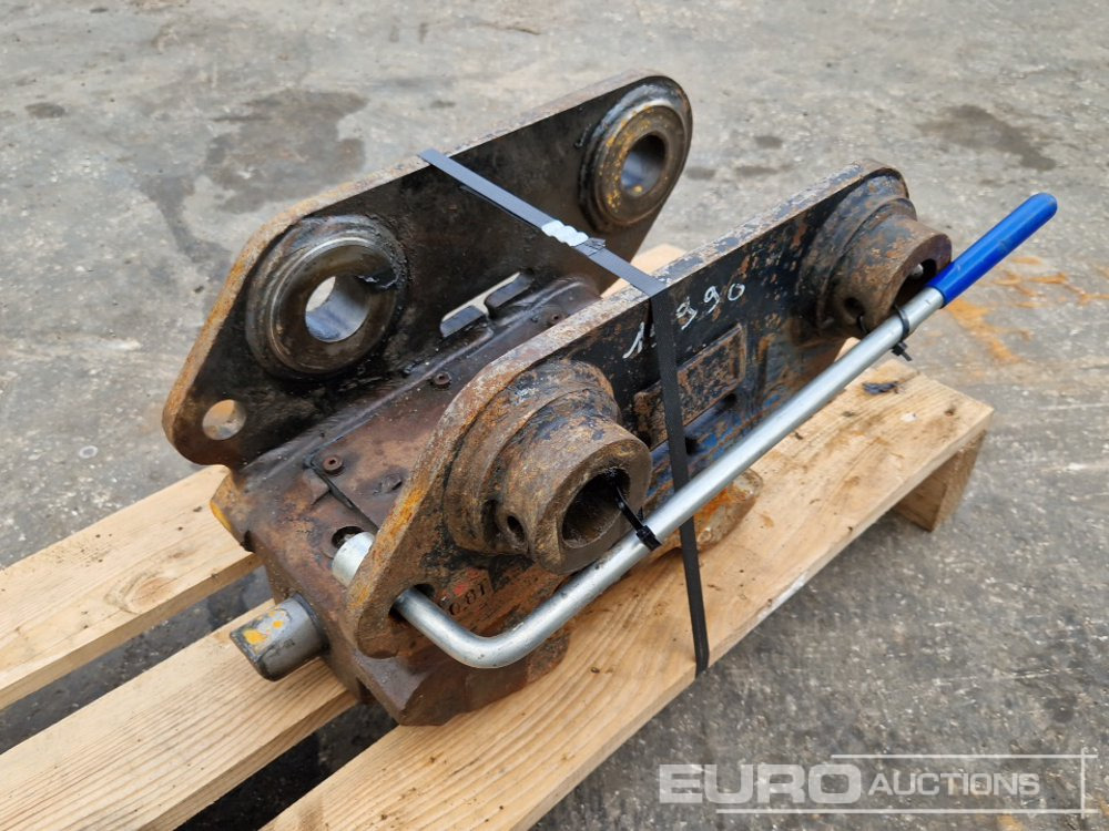 QH to suit Doosan DX62 - Quick coupler: picture 1 QH to suit Doosan DX62 - Quick coupler: picture 1