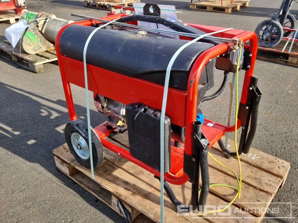 SDMO PERFORM 4500 XL - Generator set: picture 4 SDMO PERFORM 4500 XL - Generator set: picture 4