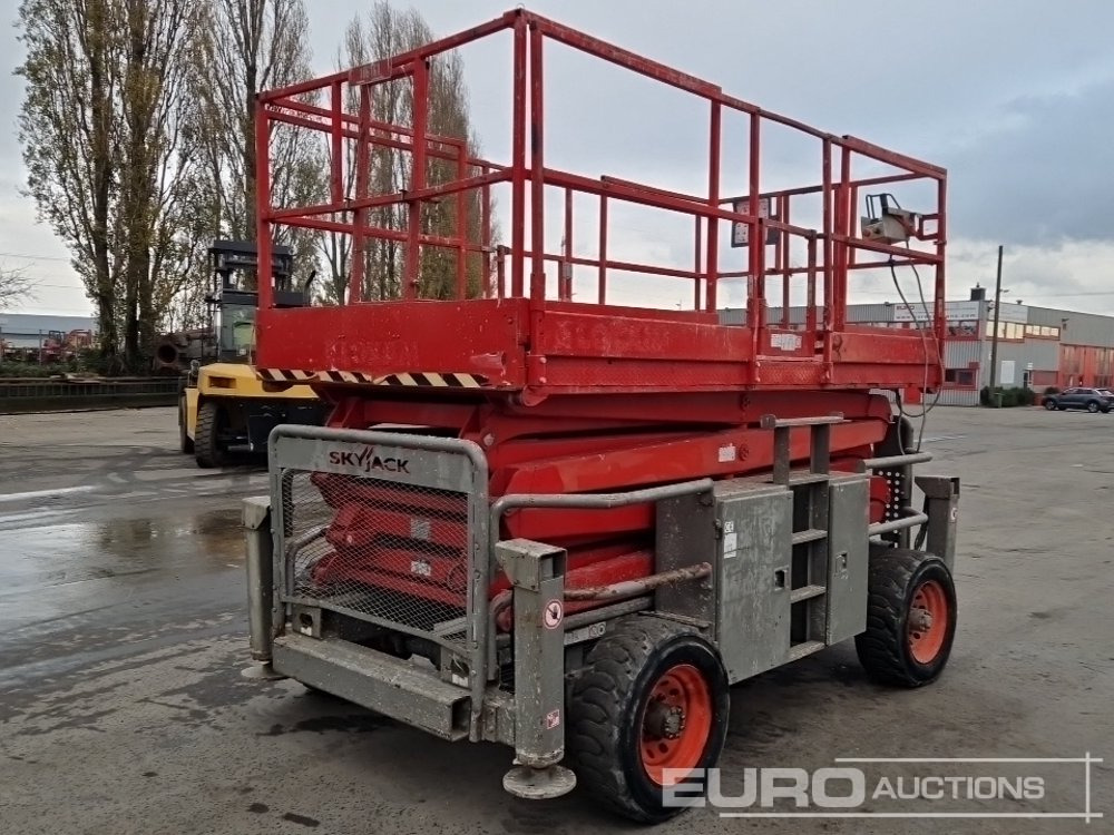 SkyJack SJ8841 - Aerial platform: picture 4 SkyJack SJ8841 - Aerial platform: picture 4