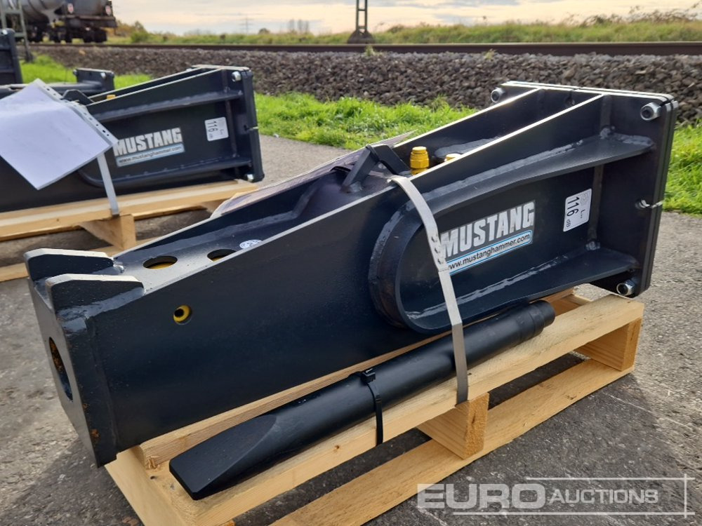 Unused 2025 Mustang HM202 - Hydraulic hammer: picture 3 Unused 2025 Mustang HM202 - Hydraulic hammer: picture 3
