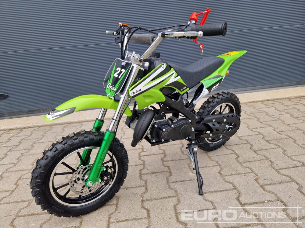 Unused DIRTBIKE 50R-D705 49CC Kids Petrol Motorbike, Automatic - Motorcycle: picture 1 Unused DIRTBIKE 50R-D705 49CC Kids Petrol Motorbike, Automatic - Motorcycle: picture 1