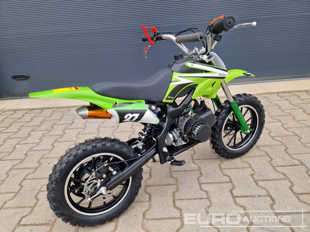Unused DIRTBIKE 50R-D705 49CC Kids Petrol Motorbike, Automatic - Motorcycle: picture 5 Unused DIRTBIKE 50R-D705 49CC Kids Petrol Motorbike, Automatic - Motorcycle: picture 5